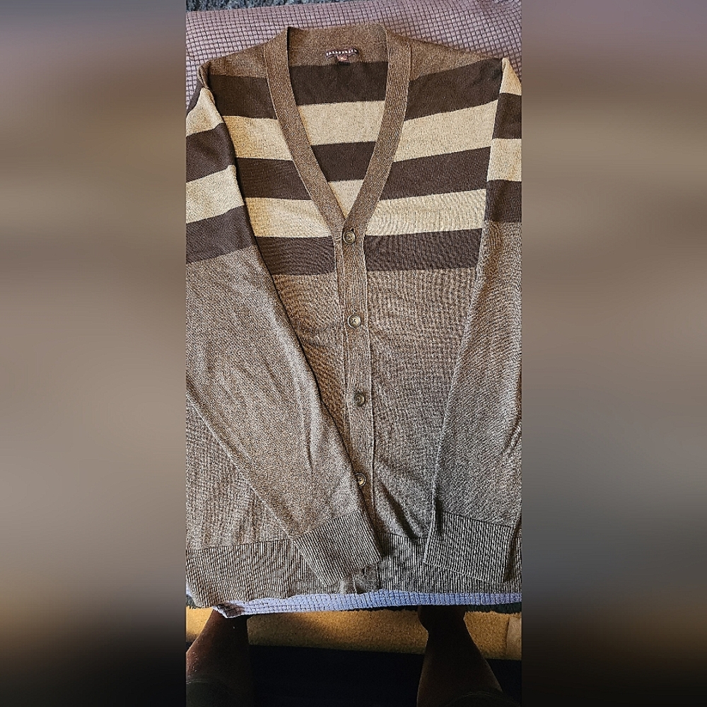 Black and Gray Sweater  size XL